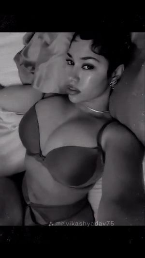 Portia Jenkins/ThePortiaJ B&W