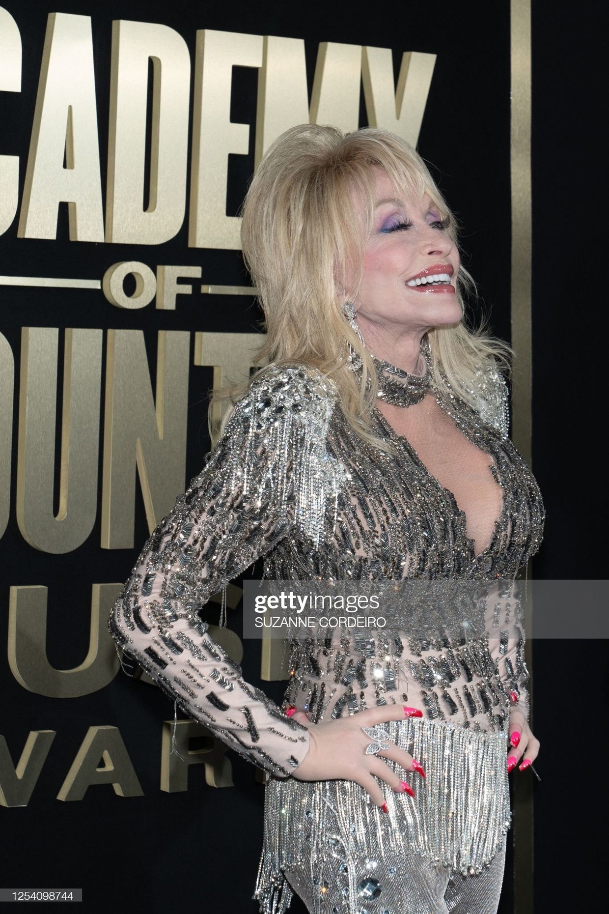 Dolly Rebecca Parton is the erection generator.