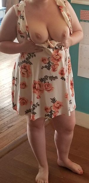 Anyone like my new dress? (F30)