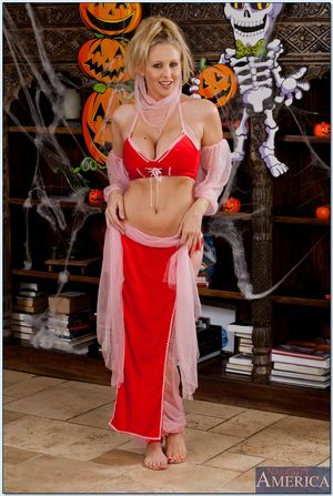 Costume: Genie/Gypsy