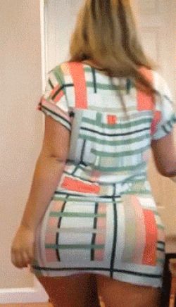 Oh wow, it’s like mom knows I wanna bury my face in her ass