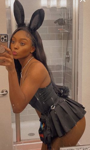 Going out like that she gonna get fucked