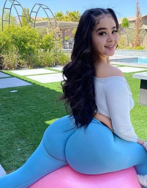 Val blue tight pants showing ass