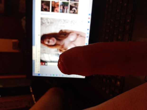 Beautiful babe #CockTribute