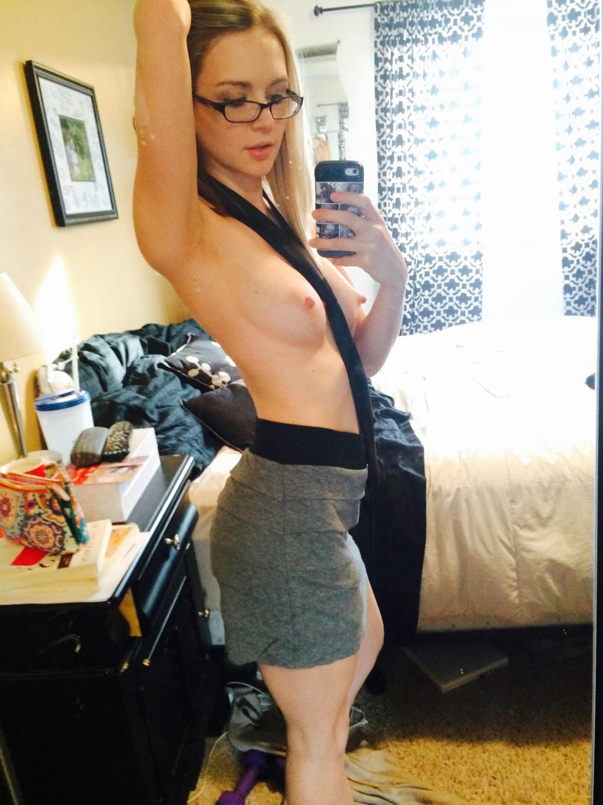 When the nerd realizes she is hot