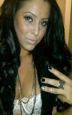 Myla Sinanaj 15th pic.