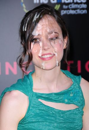 ellen page has cum all over her face