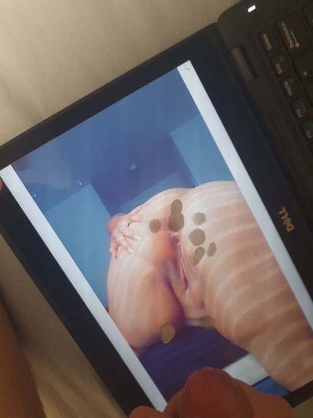 Hot cum on nude