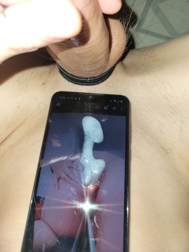 Hot cum on nude