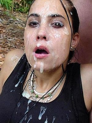 CUMSLUT AFTER HARD DAYS WORK