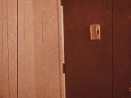 An early peepshow loop of Juliette tipping the paperboy