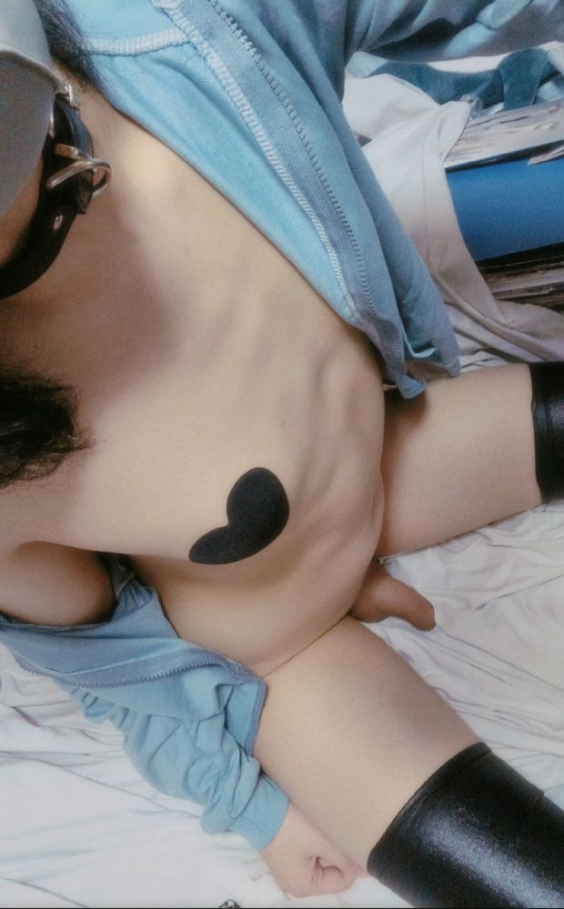 A picture for her lover