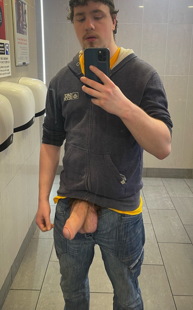 Big Dick Selfie