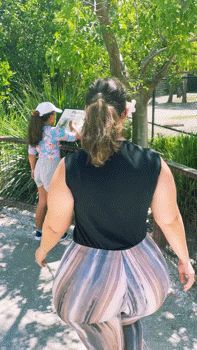 Recording divorced aunty as you help her take her family out