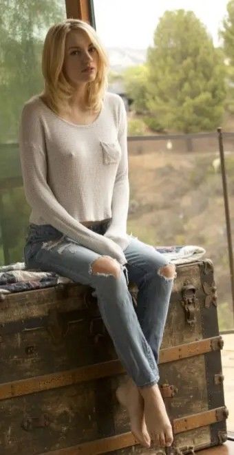 1 short look