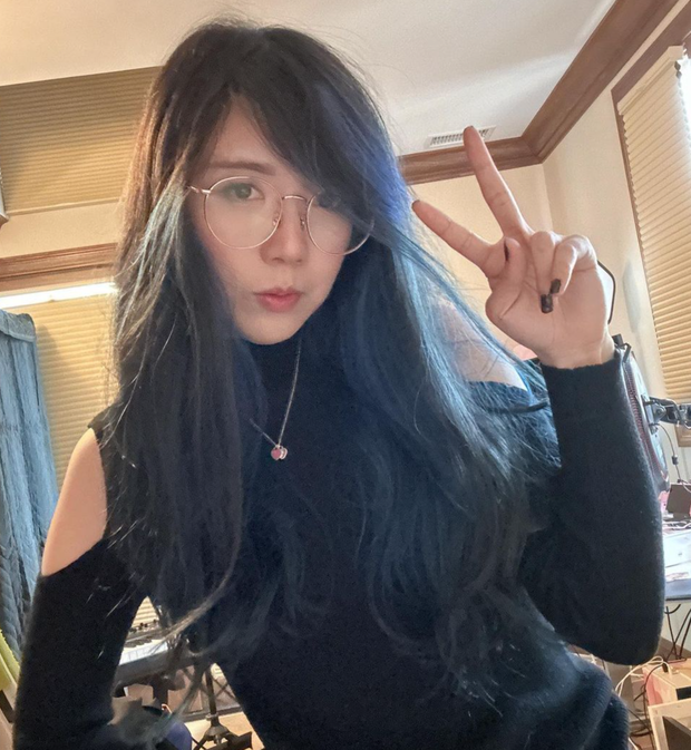 LilyPichu (Streamer) - Peace