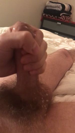 Masturbating and cumming for you horny guys and gals
