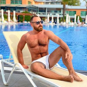 ＣΞＭ ＴＵＲＨΛＮ