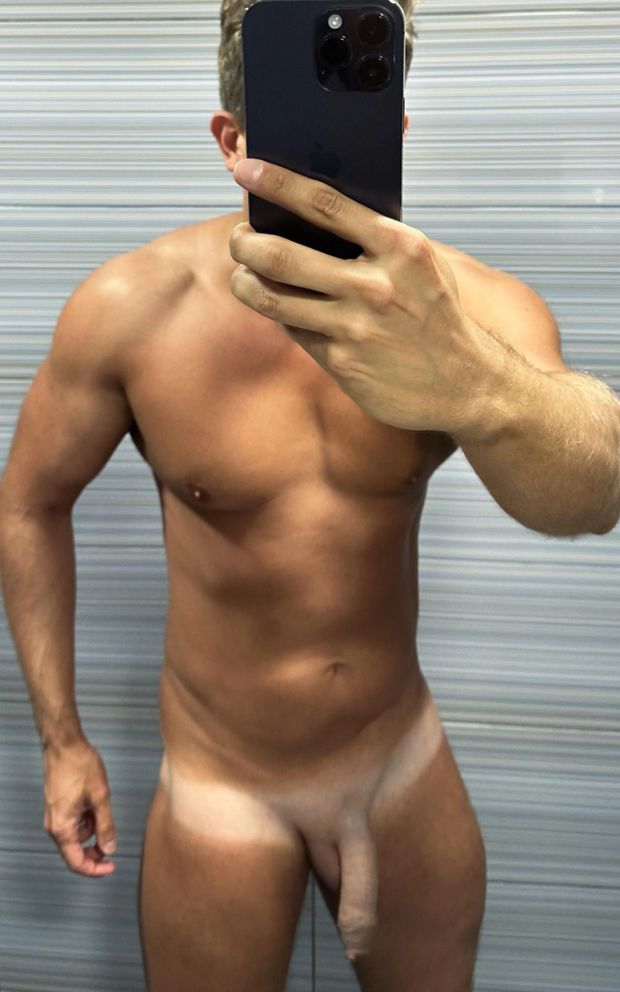Tanlines after