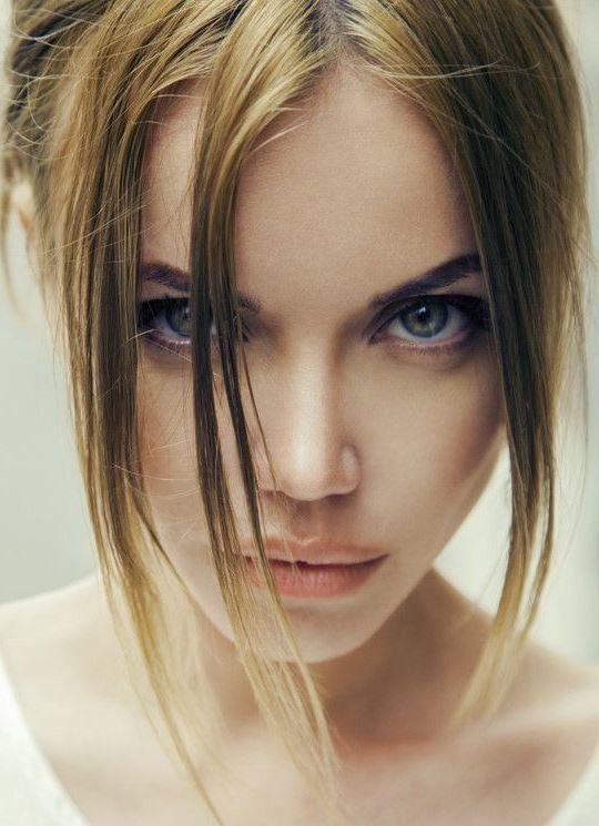 Avril Delvigne(?)