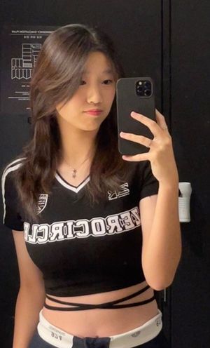 Hot chinese slut asking for a cum tribute