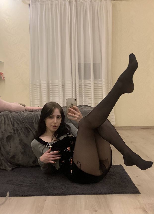 beauty in black tights