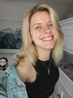 Noisy Butters (YouTuber) - Cute Smile