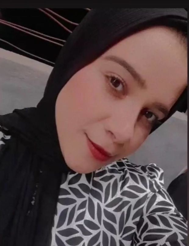 Sexy hijab whore
