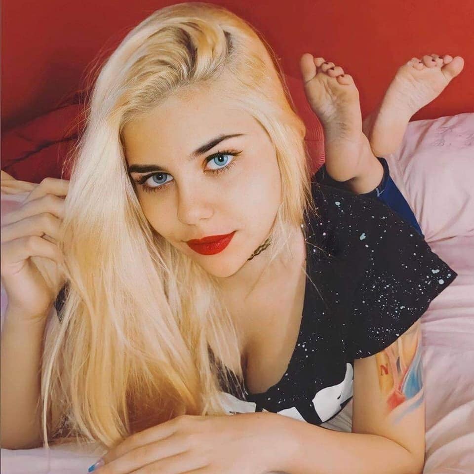 The pose