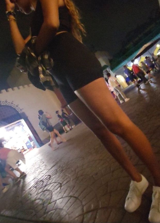 Cousins thiccc thighs