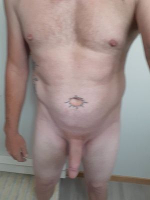 Hav'n a big dick day.