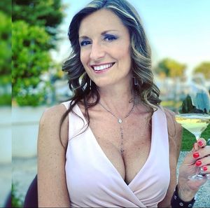 Classy Gilf at the garden party