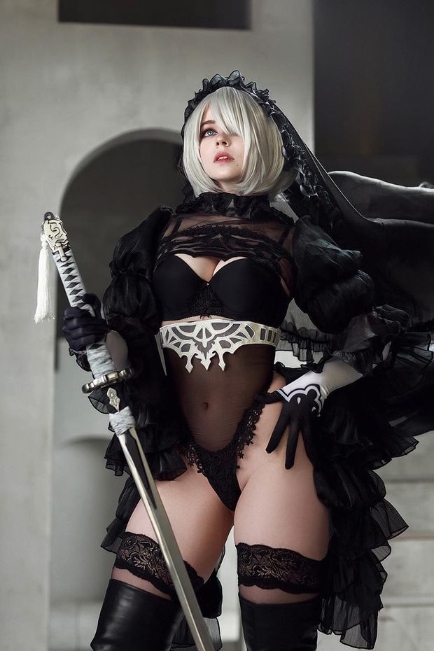 2B • Nier Automata cosplay by AshenReina 1