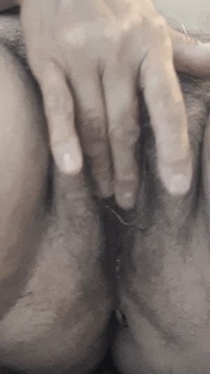 Yours truly! My gorgeous juisy pussy is anticipating the afternoon ahead!