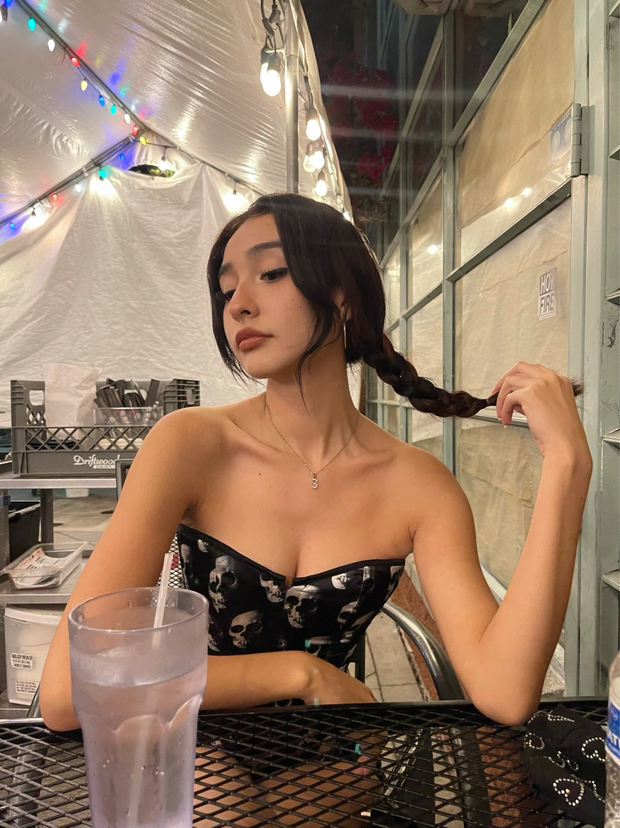 impossibly hot brunette 2