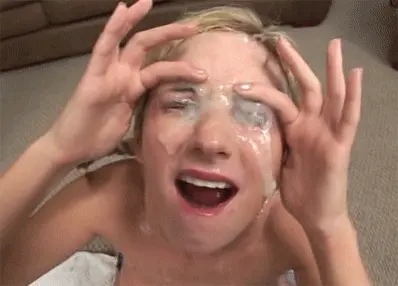 What a wonderful cum slut! she doesn't waste a drop!