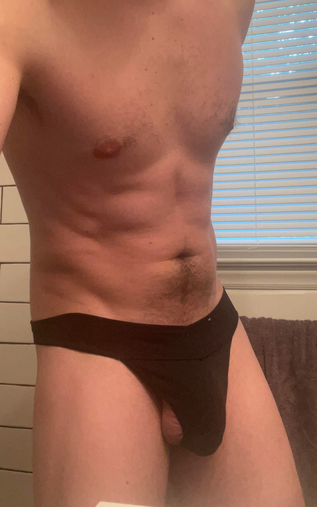 Thong not holding the meat