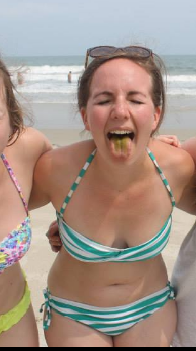 Drunk and ready to suck a cock