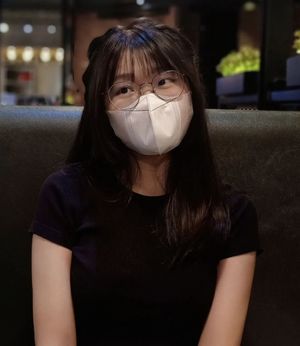 Cute little chinese bitch makes me so horny with that face of hers just begging for cum