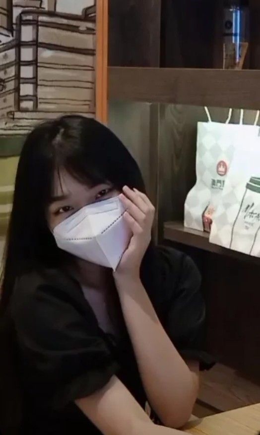 Sexy chinese teen slut posing for cum tribute