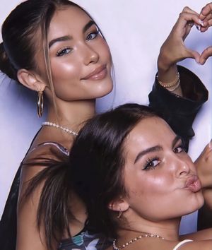 Madison Beer & Addison Rae