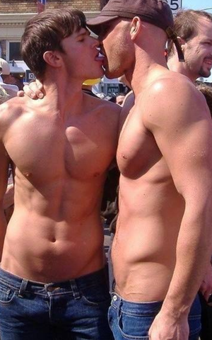 Bromance in the streets