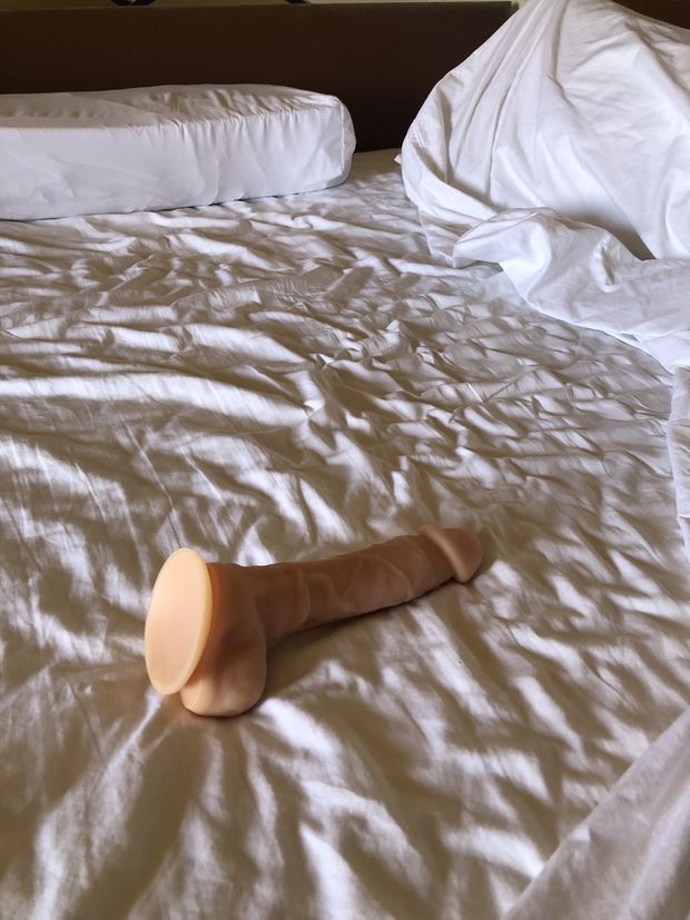 just a lonely dildo looking for a friend