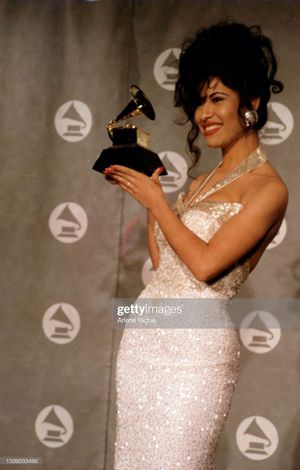 Selena Quintanilla 6th pic.