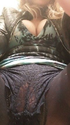 April Collins Thompson dope qhore