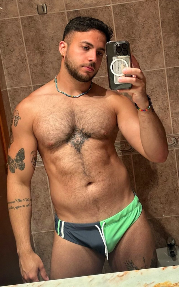 Speedo selfie