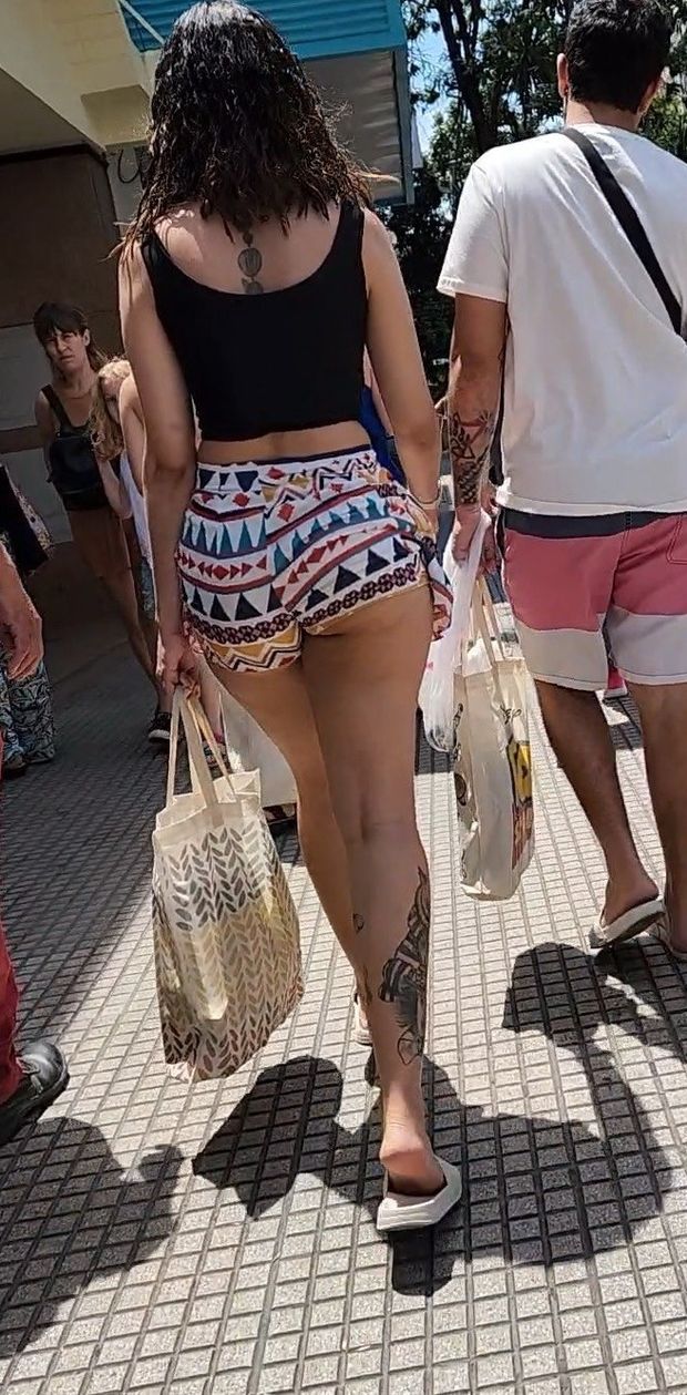 Candid asscheeks 2
