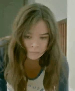Hailee Steinfeld