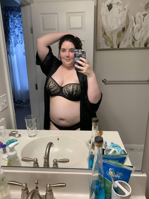Curvy chubby Canadian.