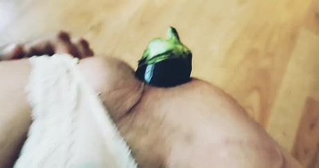 Uwielbiam bawic się moim odbytem